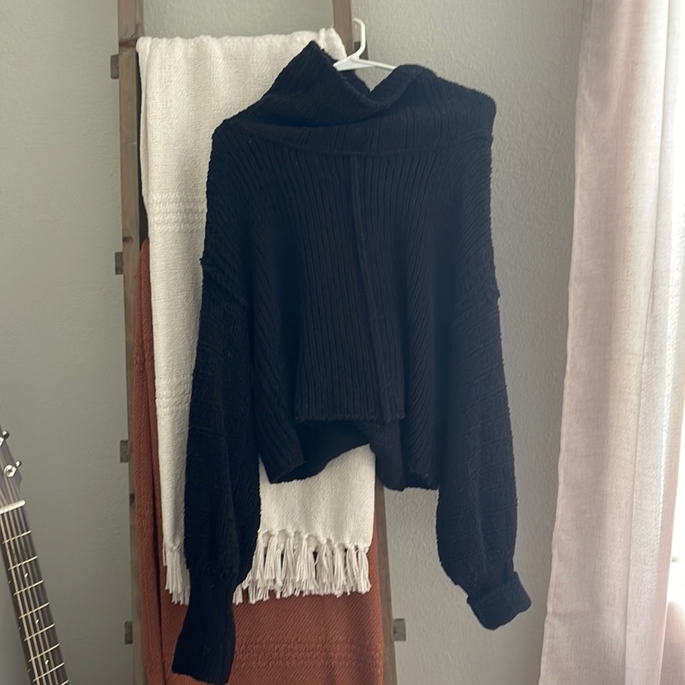 Free People Sweater- XS black